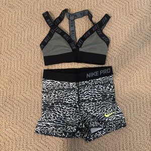 Nike Pro matching set - cheetah print (XS)